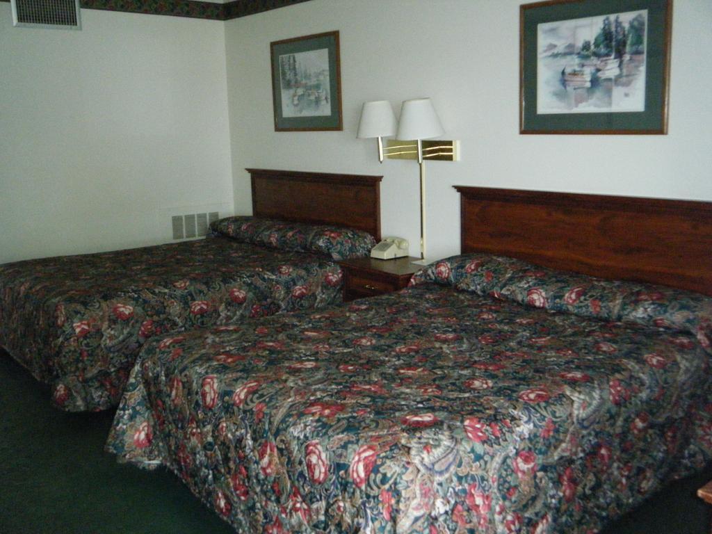 Cadillac Sands Resort Quarto foto
